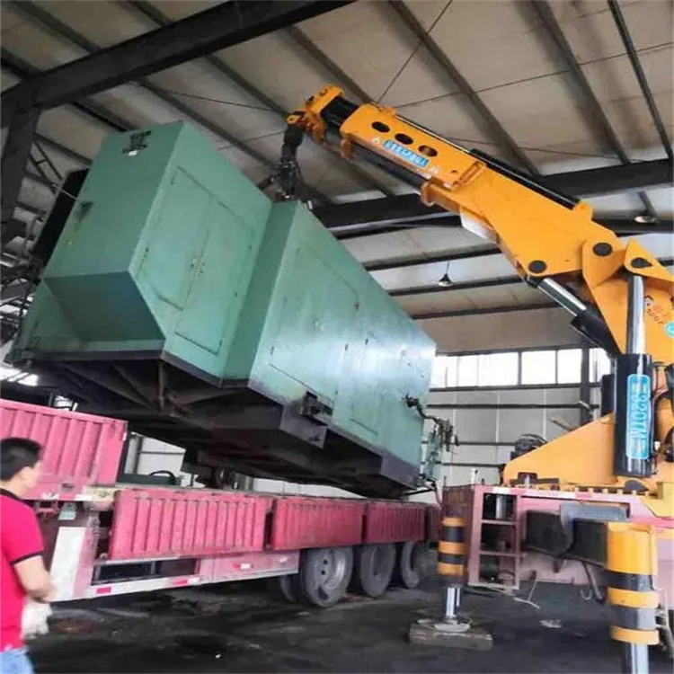 吴川吊集装箱的吊车电话